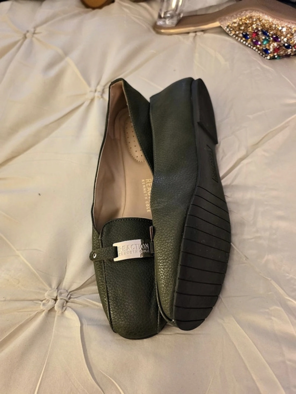 Kenneth Cole Reaction Green Buckle Flats. Soze 11